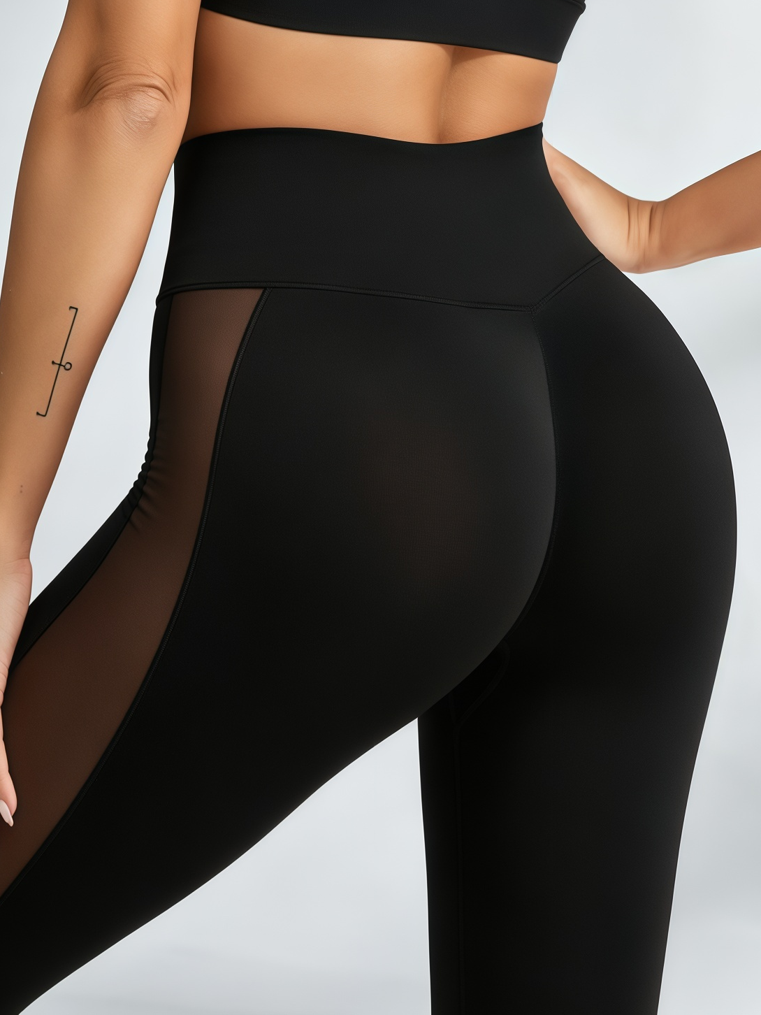 Mesh-Panel Black Workout Set